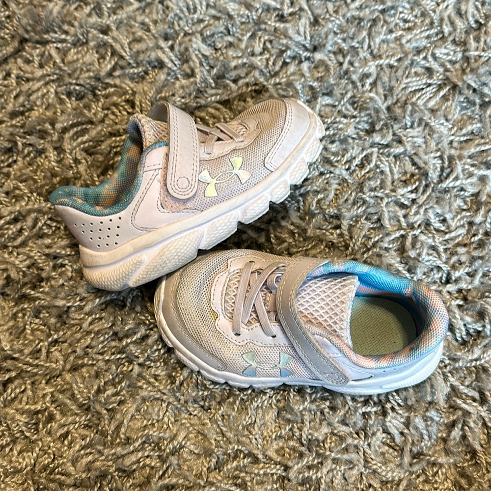 Under Armour Tennis Shoes baby/toddler size 6
